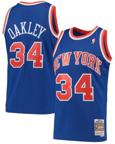 Mitchell & Ness Charles Oakley New York Knicks Hardwood Classics 1991-92 Swingman Jersey - Blue