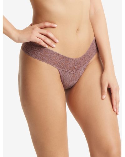 Hanky Panky Signature Lace Low Rise Thong - Multicolor