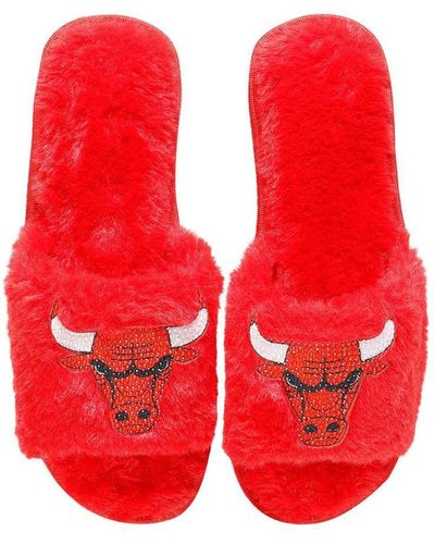 FOCO Chicago Bulls Rhinestone Fuzzy Slippers - Red