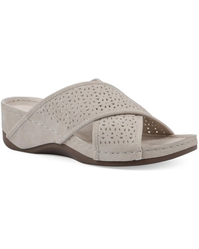 White Mountain Collet Comfort Wedge Sandal - Gray