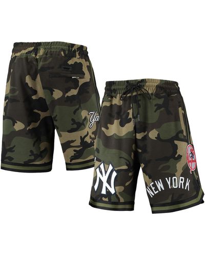 Pro Standard New York Yankees Team Shorts - Black