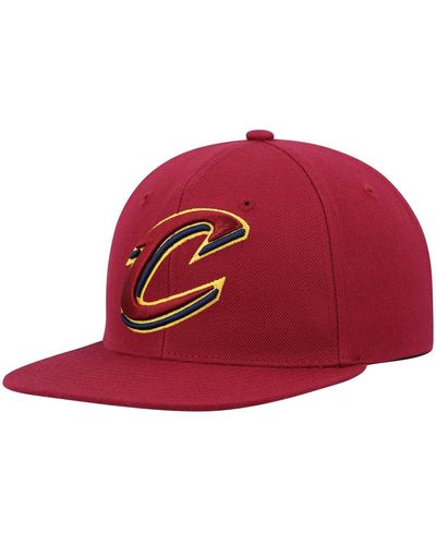 Mitchell & Ness Cleveland Cavaliers Ground 2.0 Snapback Hat - Red