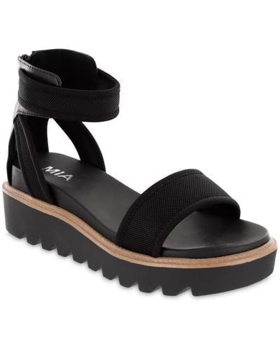 MIA Jinger Platform Sandals - Black