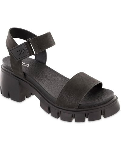 MIA Skyler Heeled Lug Sole Sandals - Black