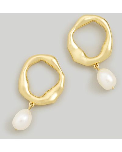 MW Freshwater Pearl Front-facing Hoop Earrings - White