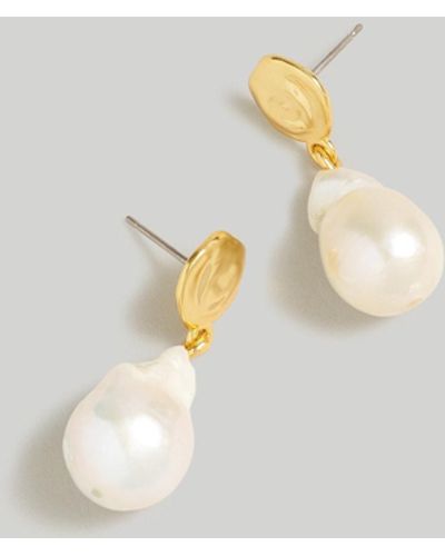 MW Casted Pearl Statement Earrings - White