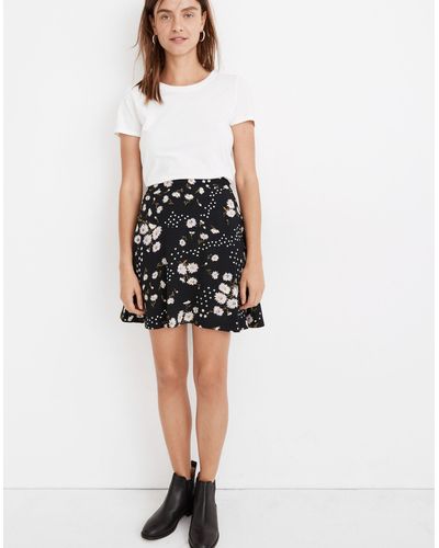 MW A-line Mini Skirt - White