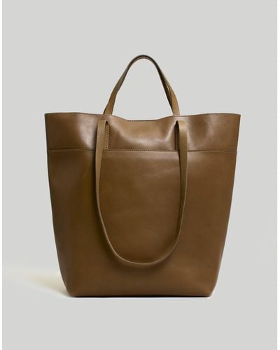 MW The Essential Tote - Green