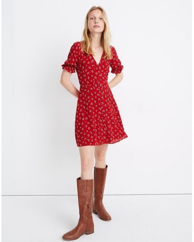 Madewell Petite Silk Ruffle-sleeve Button-front Dress In Little Lilies - Red