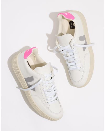 MW Vejatm Leather V-12 Lace-up Trainers - White