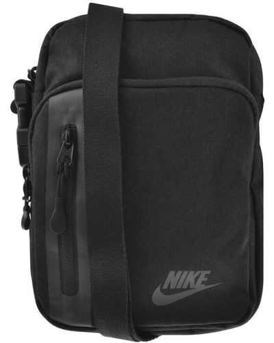 Nike Core Crossbody Bag - Black