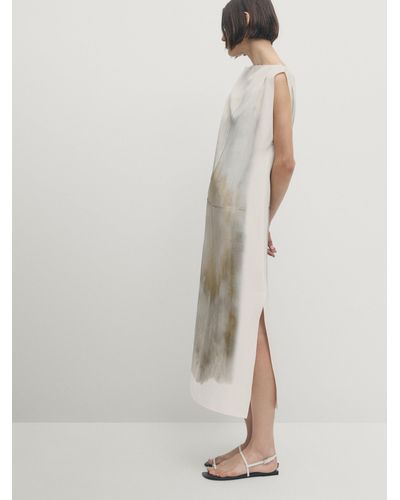 MASSIMO DUTTI Kleid Mit Print In Dégradé-Optik - Helles Khaki - Xs - Weiß