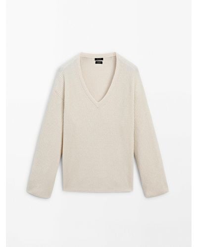 MASSIMO DUTTI V-Neck Cotton Sweater - Natural