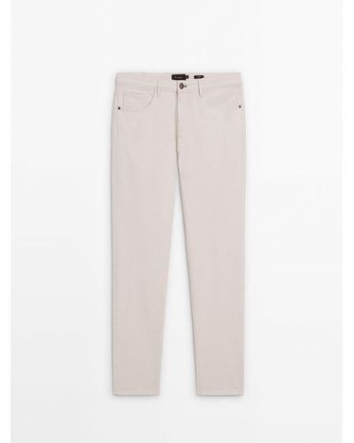 MASSIMO DUTTI Tapered Fit Jeans - White