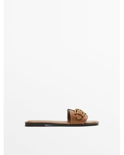 MASSIMO DUTTI Leather Flat Sandals With Buckle - Natural