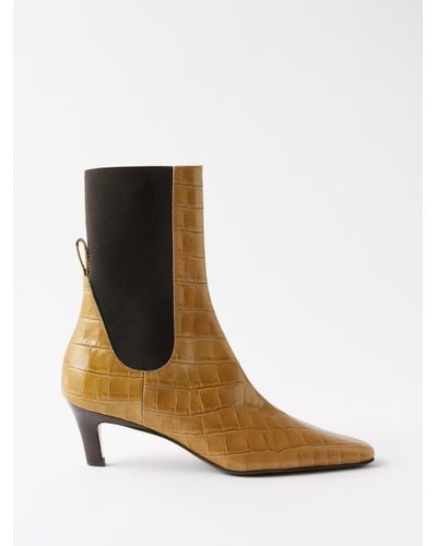 Brown kitten online heel ankle boots