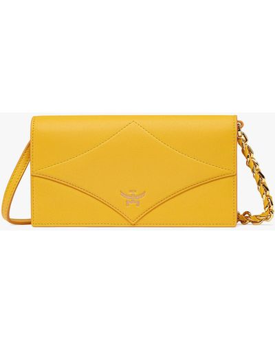 MCM Diamond Chain Wallet In Spanish Calf Leather - Yellow