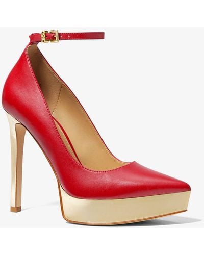 Michael Kors Zapato de salón Xenia de piel con plataforma - Rojo