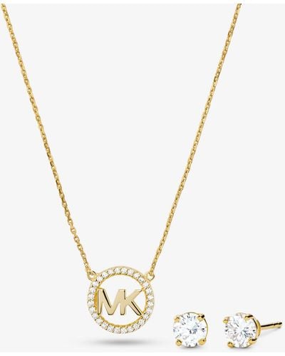Michael Kors Set orecchini a bottone e collana in argento sterling placcato oro rosa 14K con ciondolo logo e pavé - Metallizzato
