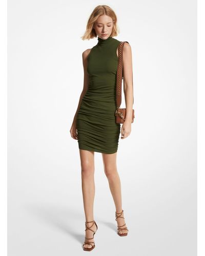 Michael Kors Abito dolcevita in jersey opaco stretch con ruches - Verde