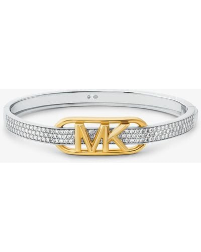 Michael Kors Bracelet rigide à logo Empire en argent sterling plaqué en métal précieux à pierres pavées - Blanc