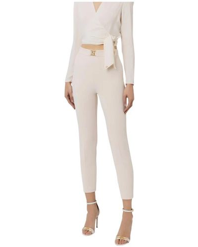 Elisabetta Franchi Gerade hose aus stretch-crepe mit goldener metall-logo-schlaufe - Natur