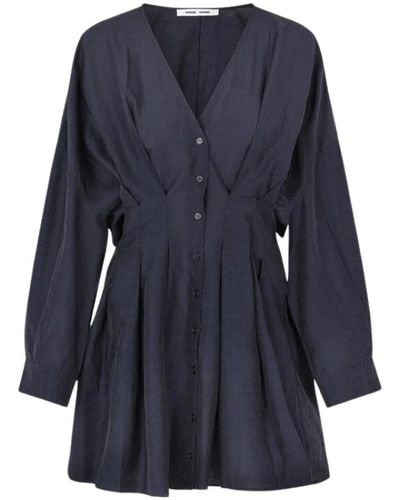 Samsøe & Samsøe V-ausschnitt hemdkleid mit plissiertem taillenbund - Blau