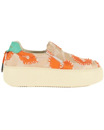 Barracuda Shoes > sneakers - Orange