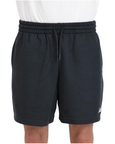 New Balance Schwarze essentials french terry shorts