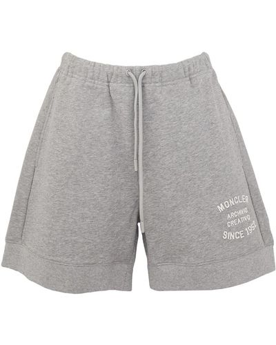 Moncler Short shorts - Grigio