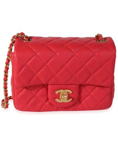 Chanel Strawberry red quilted lambskin pearl crush mini flap bag - Rosso