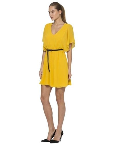 Kocca Elegantes v-ausschnitt kleid gelb