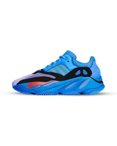 Yeezy Blaue high-res sneakers