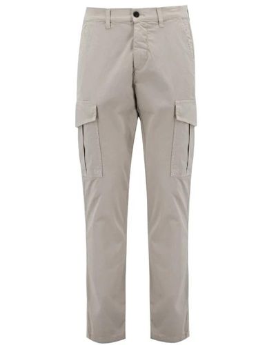 Eleventy Men Clothing Trousers Sand Ss23 - Grau