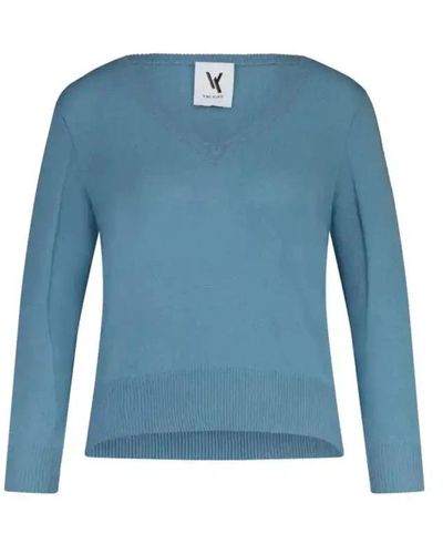 Van Kukil V-Neck Knitwear - Blue