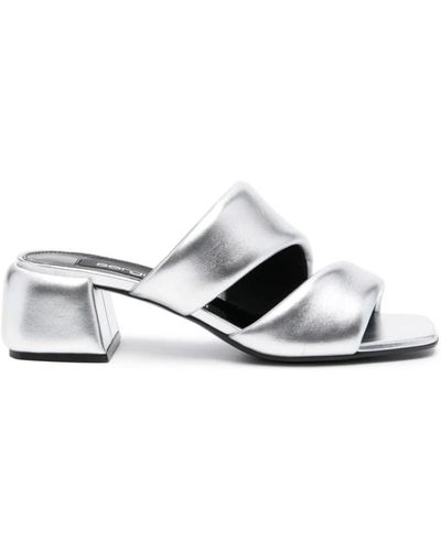 Sergio Rossi Silberne sandalen mit gepolstertem design - Weiß