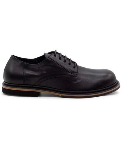 Vic Matié Shoes > flats > business shoes - Noir