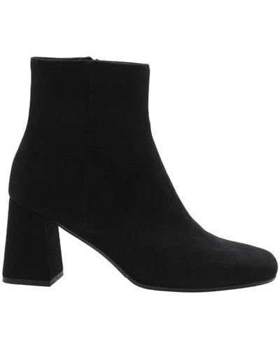DONNA LEI Heeled Boots - Black