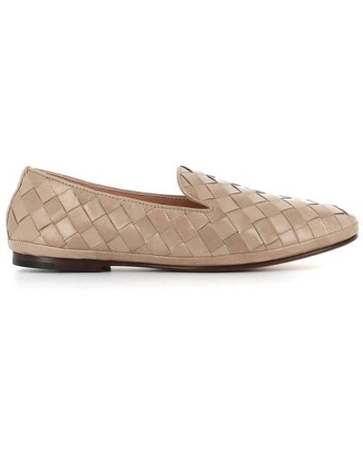 Henderson Shoes > flats > loafers - Neutre