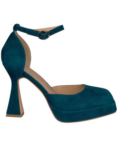 Alma En Pena. Court Shoes - Blue
