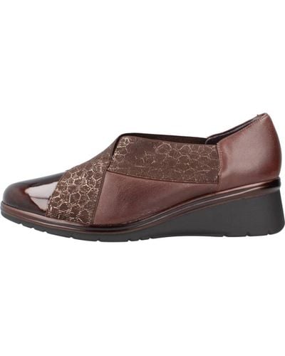 Pitillos Shoes > flats > loafers - brown - Marron