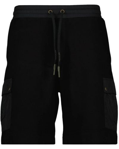 Moncler Logo patch flared shorts - Schwarz