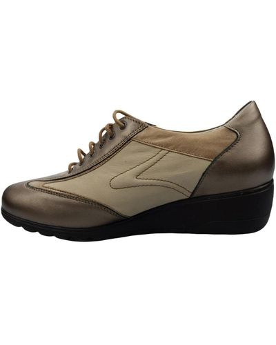 Mephisto Laced Shoes - Braun