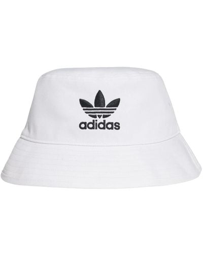 adidas Originals Cappello bucket bianco con ricamo del logo trefoil