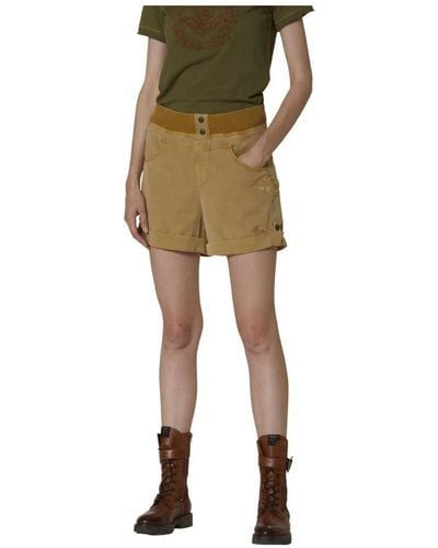 Aeronautica Militare Short shorts - Verde