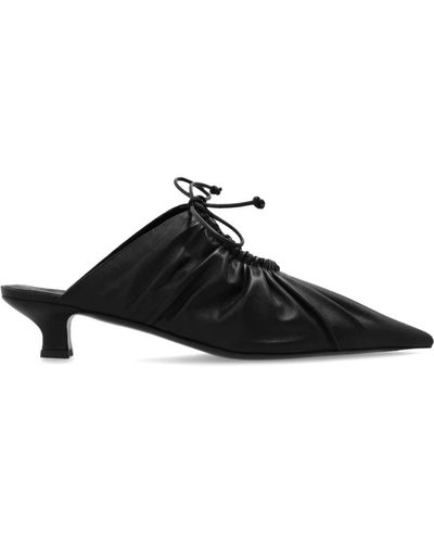 By Malene Birger Shoes > heels > heeled mules - Noir