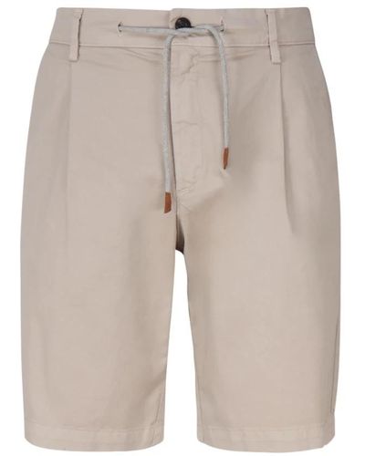 Eleventy Taupe bermuda shorts aus baumwollmischung - Grau