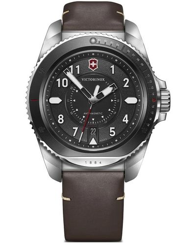 Victorinox Watches - Metallic