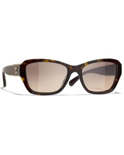 Chanel Ikonoische sonnenbrille mit braunen verlaufsgläsern