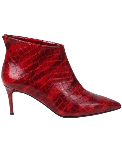 Anna F. Heeled Boots - Red